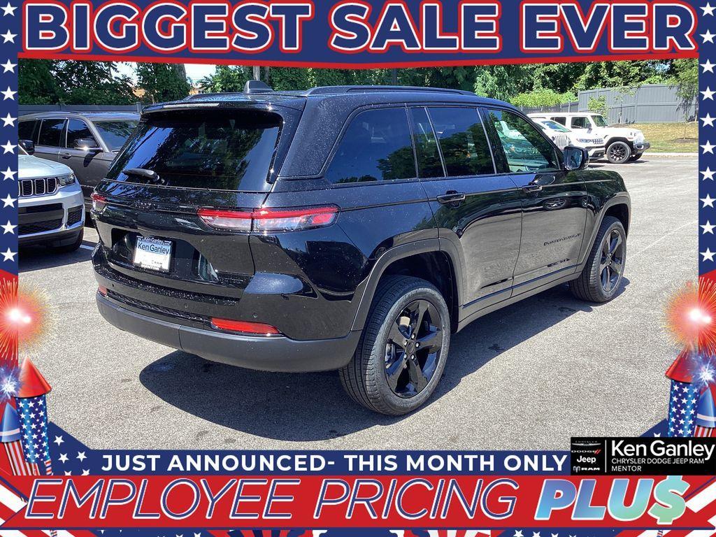 new 2025 Jeep Grand Cherokee car, priced at $47,676