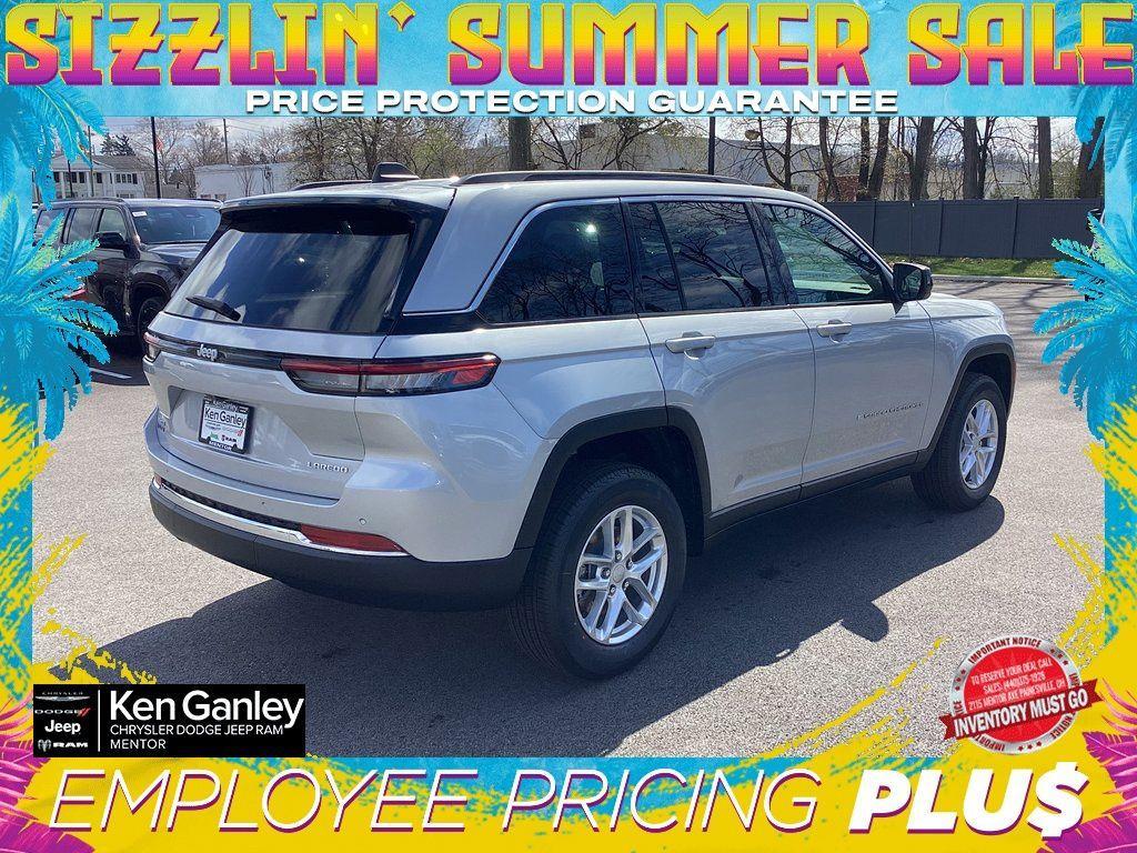new 2025 Jeep Grand Cherokee car, priced at $38,814