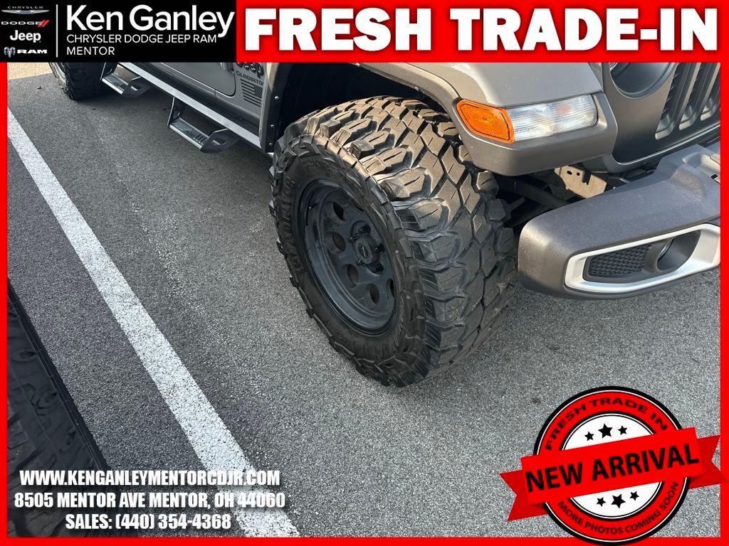 used 2022 Jeep Gladiator car, priced at $32,600