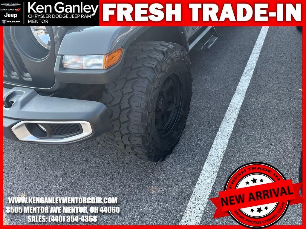 used 2022 Jeep Gladiator car, priced at $32,600
