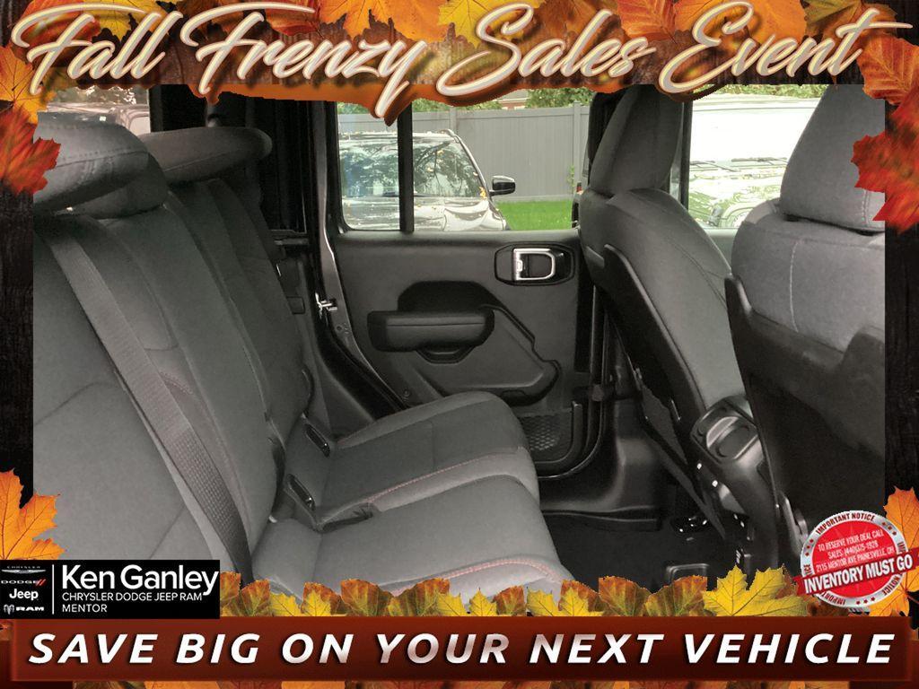 new 2025 Jeep Gladiator car, priced at $44,905
