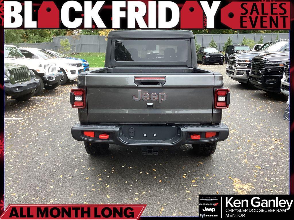 new 2025 Jeep Gladiator car, priced at $46,798