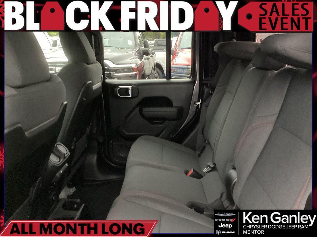 new 2025 Jeep Gladiator car, priced at $46,798