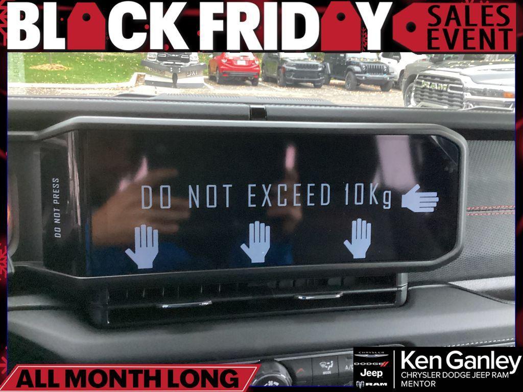 new 2025 Jeep Gladiator car, priced at $46,798