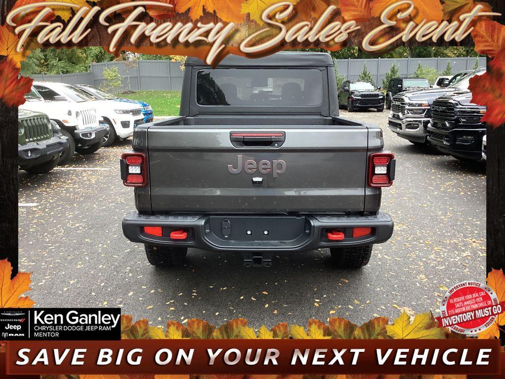 new 2025 Jeep Gladiator car, priced at $44,905