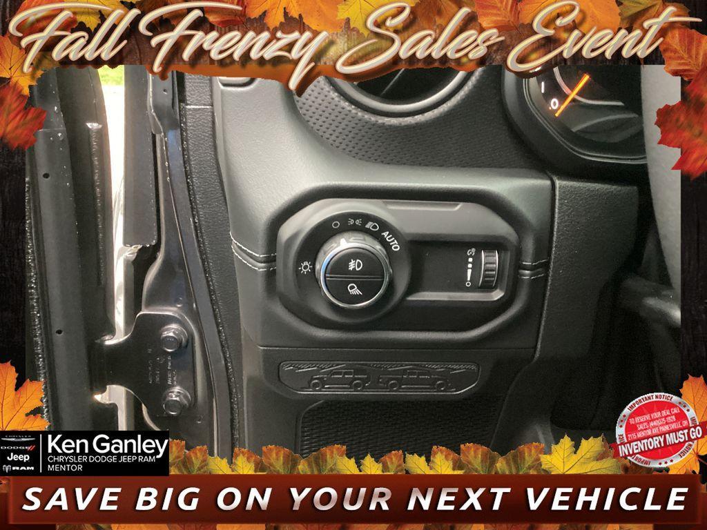 new 2025 Jeep Gladiator car, priced at $44,905