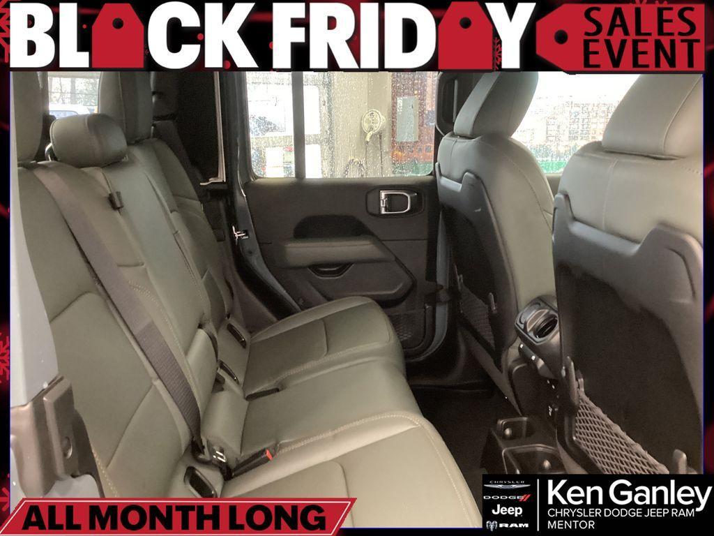 new 2026 Jeep Gladiator car, priced at $62,490