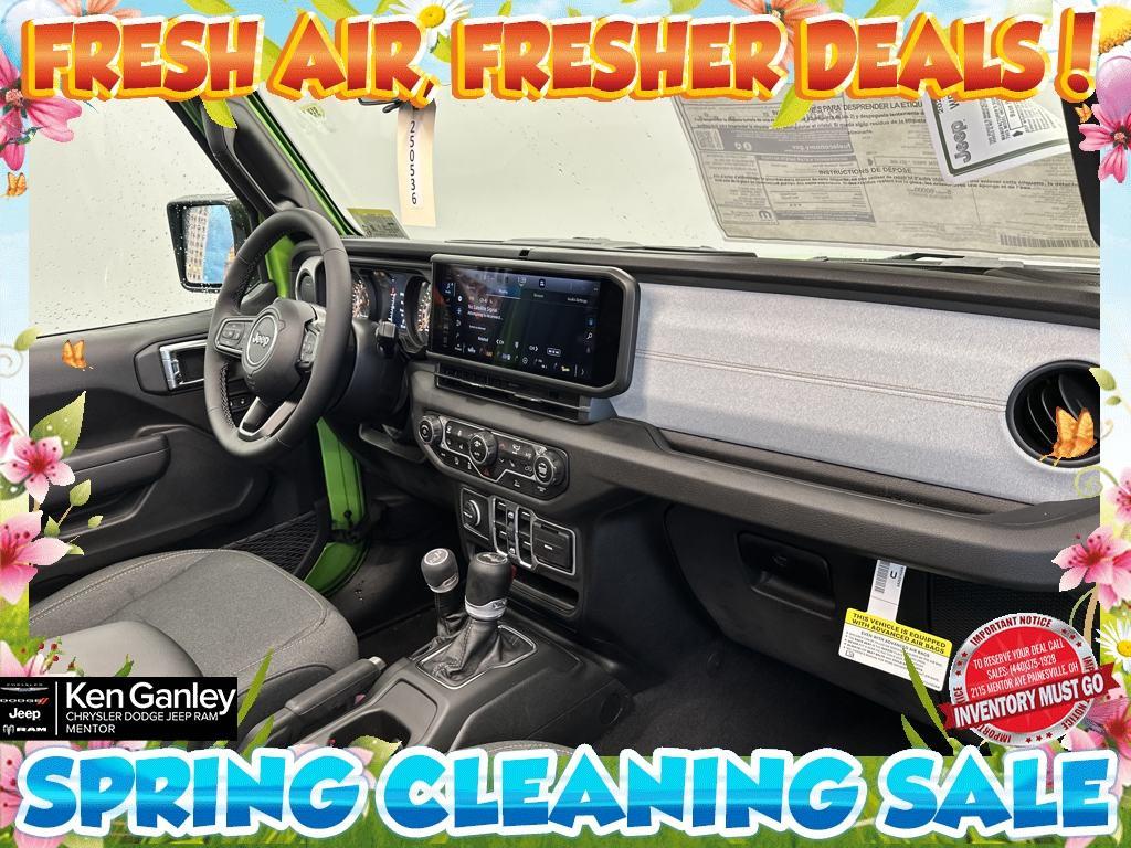 new 2025 Jeep Wrangler car, priced at $45,098