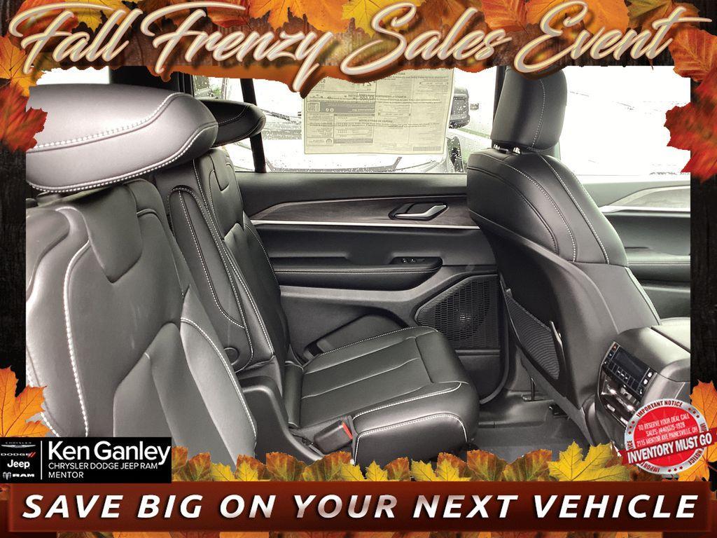 new 2025 Jeep Grand Cherokee L car, priced at $42,036