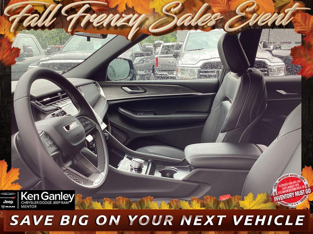 new 2025 Jeep Grand Cherokee L car, priced at $42,036