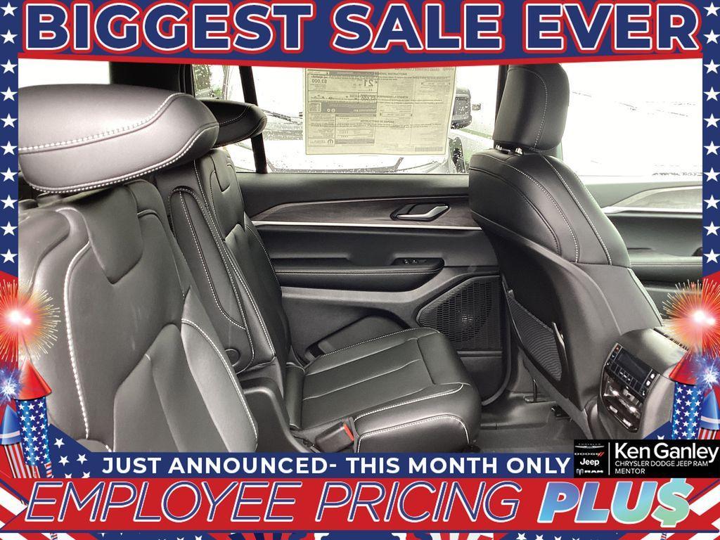 new 2025 Jeep Grand Cherokee L car, priced at $44,436
