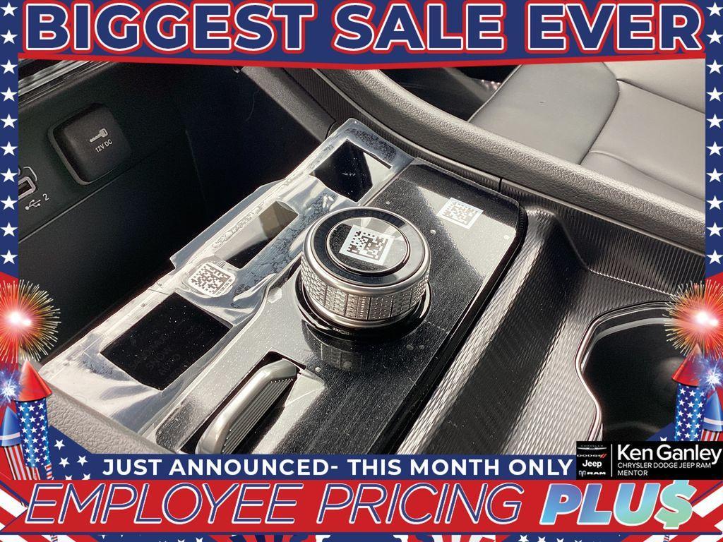 new 2025 Jeep Grand Cherokee L car, priced at $44,436