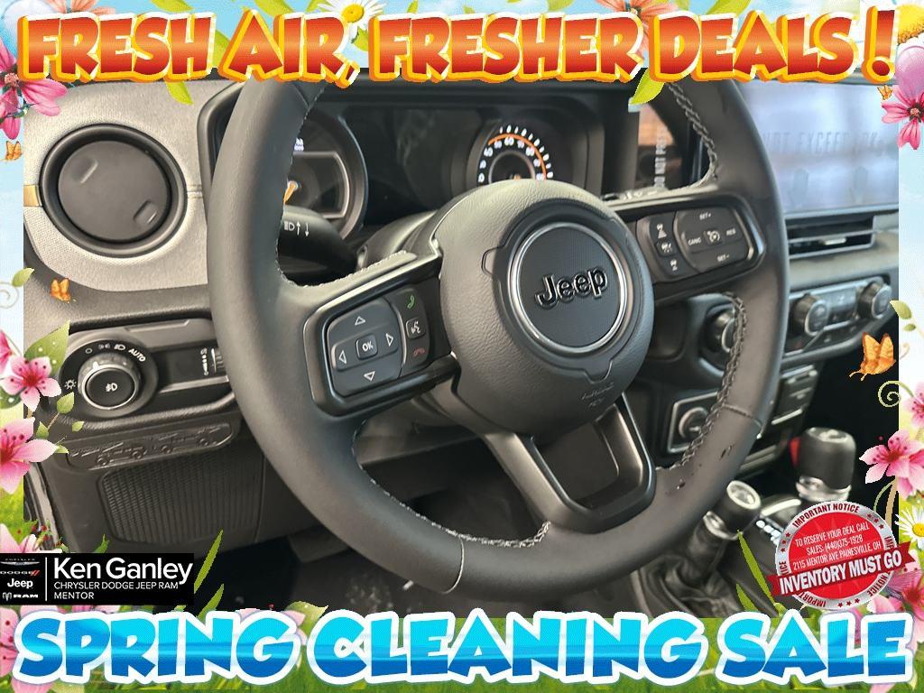 new 2025 Jeep Wrangler car, priced at $45,098