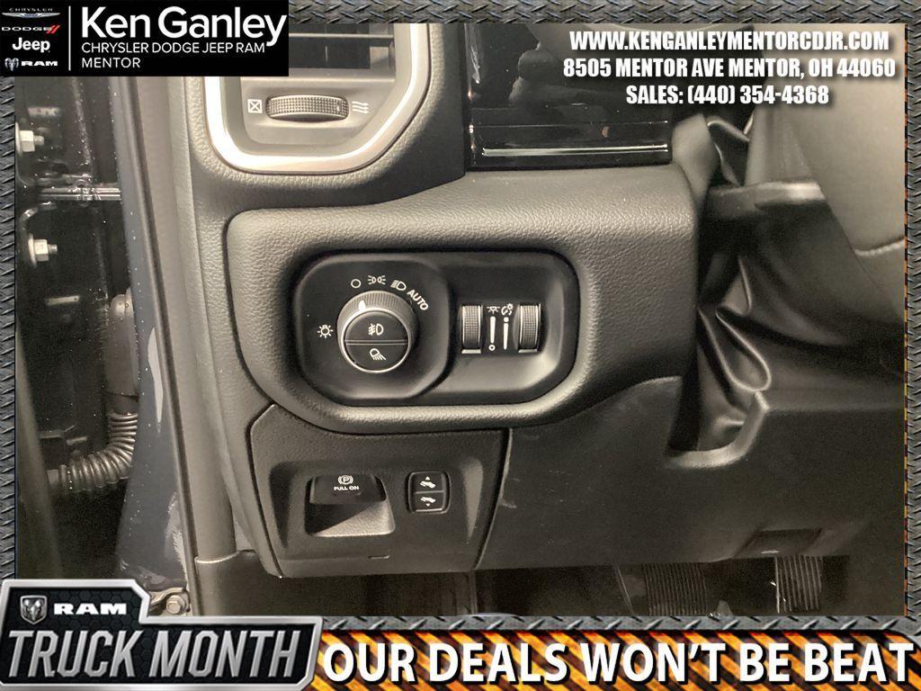 new 2025 Ram 1500 car, priced at $62,528