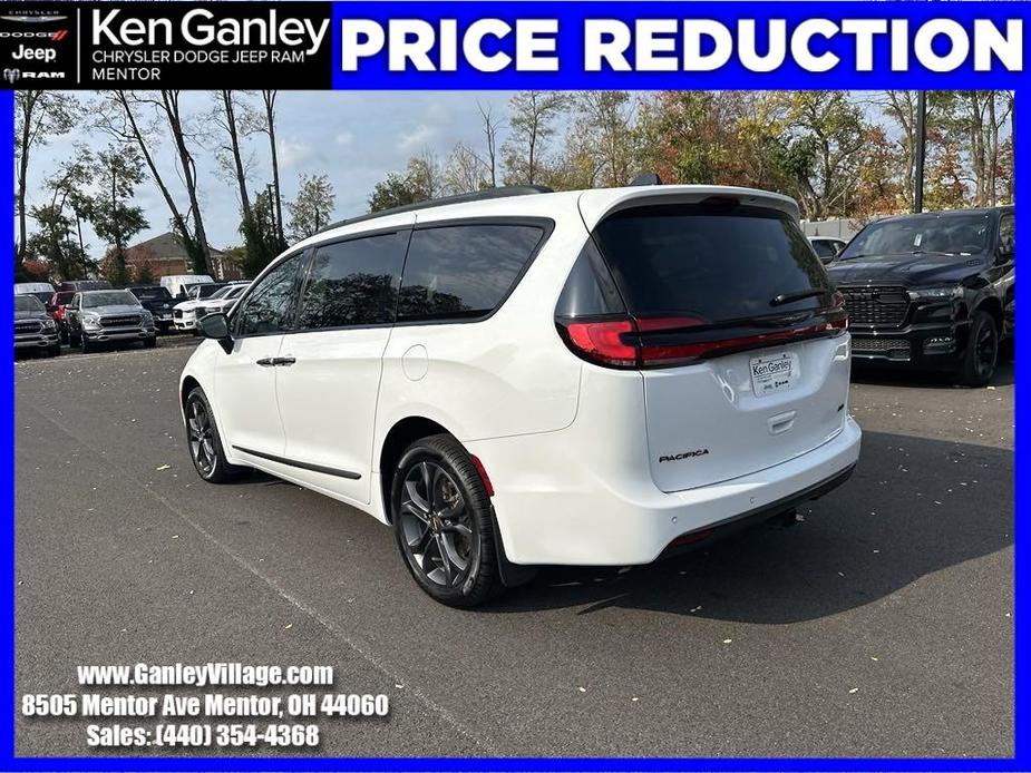 used 2023 Chrysler Pacifica car, priced at $37,995