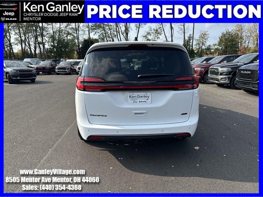 used 2023 Chrysler Pacifica car, priced at $37,995