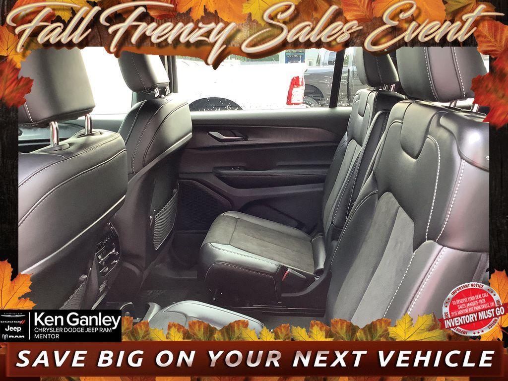 new 2025 Jeep Grand Cherokee L car, priced at $41,993