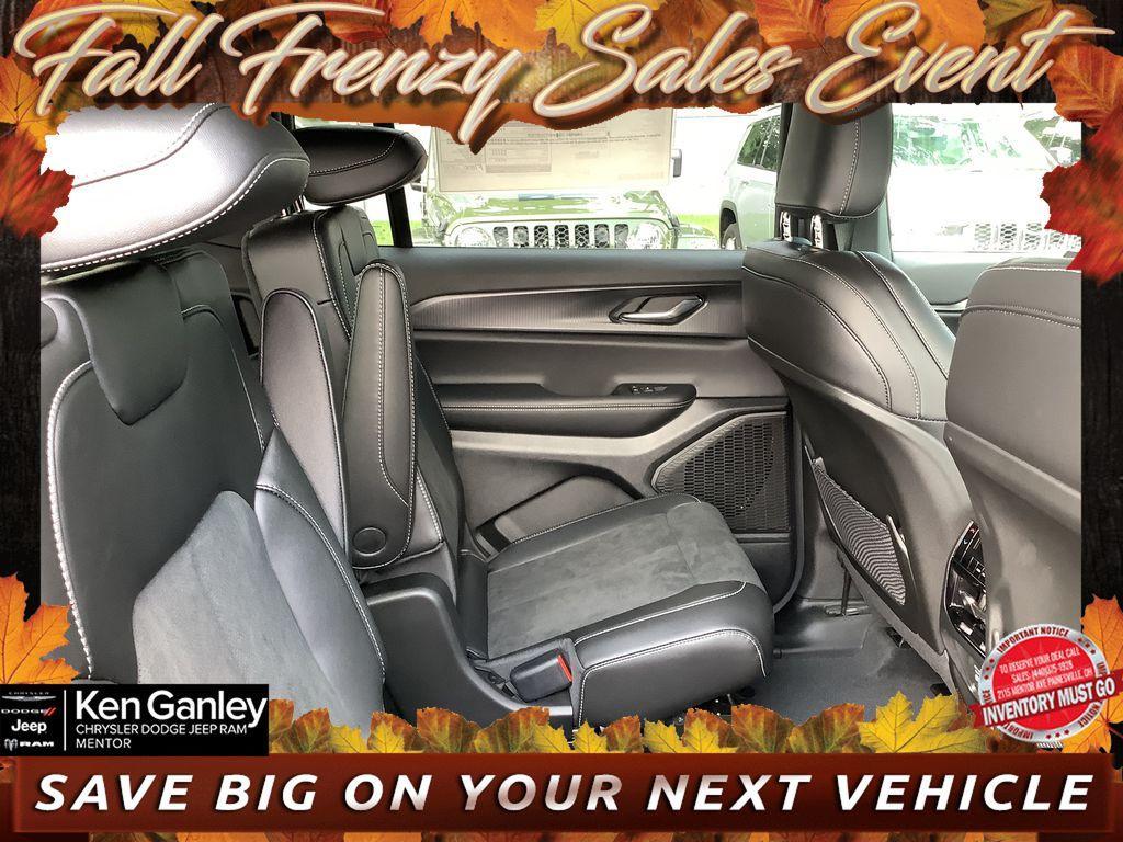 new 2025 Jeep Grand Cherokee L car, priced at $41,993