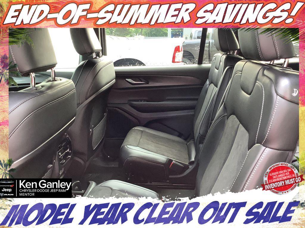 new 2025 Jeep Grand Cherokee L car, priced at $42,152