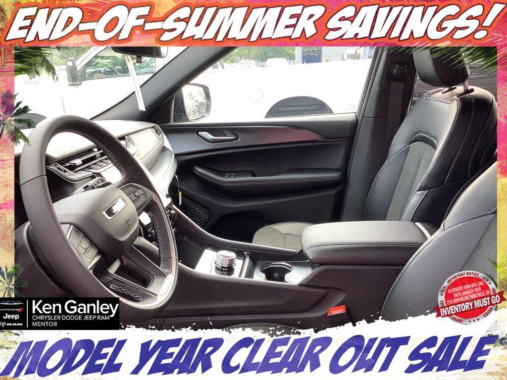 new 2025 Jeep Grand Cherokee L car, priced at $42,152