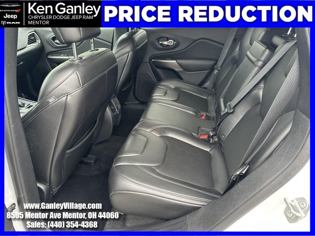used 2019 Jeep Cherokee car, priced at $18,796