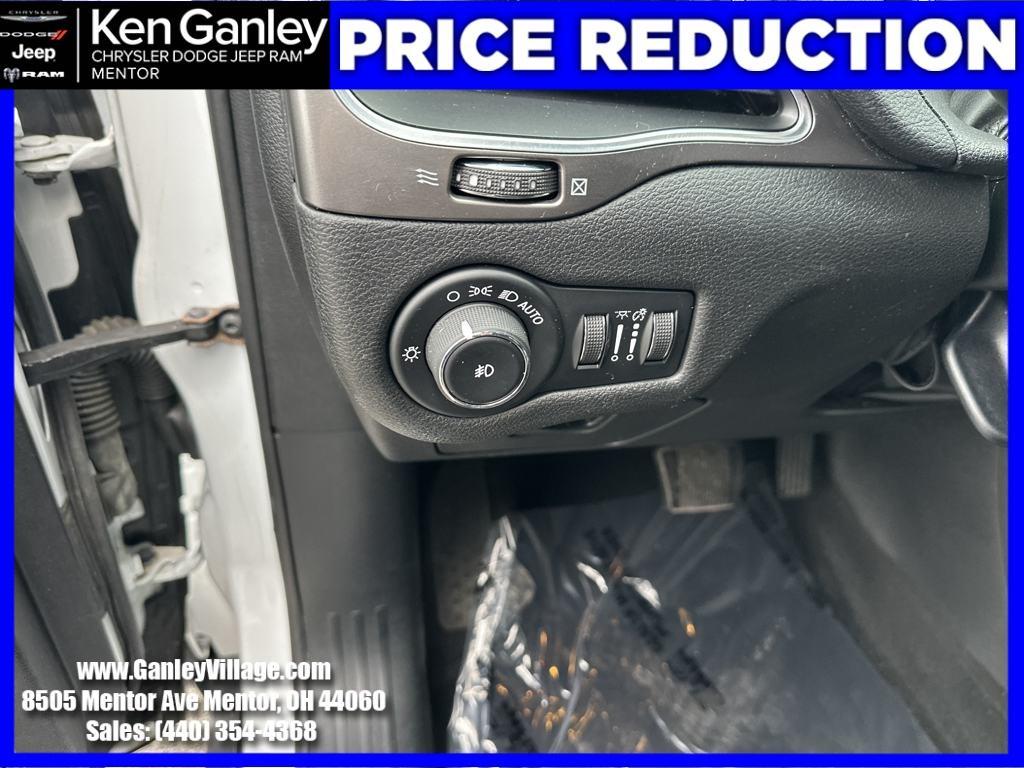 used 2019 Jeep Cherokee car, priced at $18,796