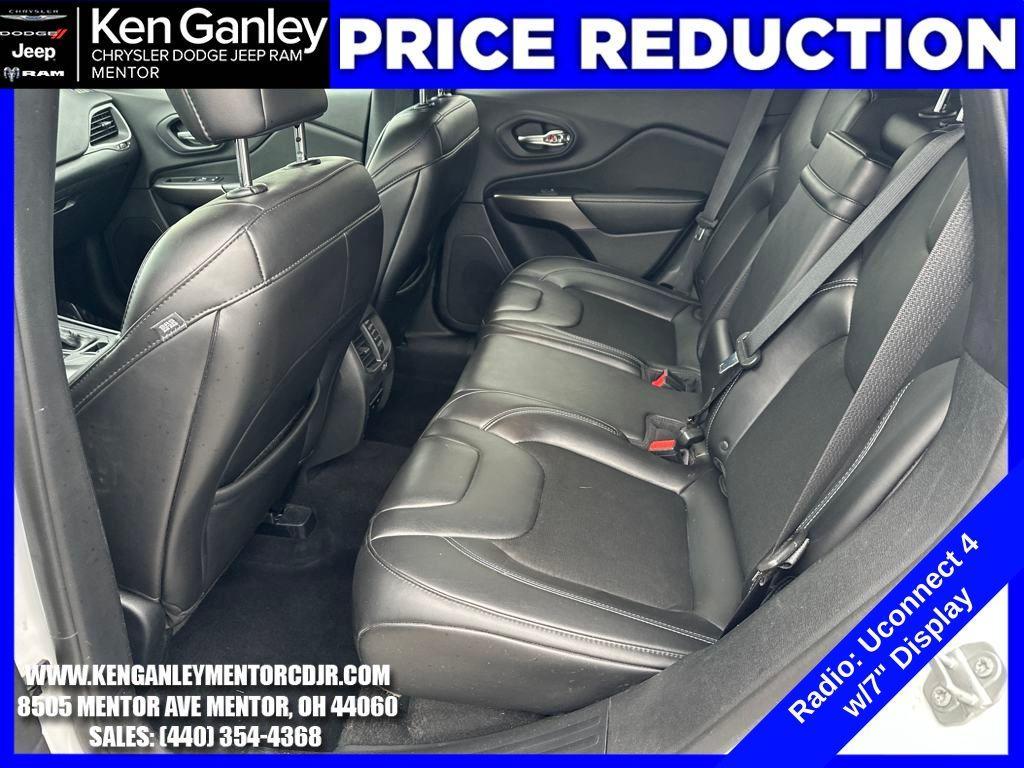 used 2019 Jeep Cherokee car, priced at $17,900