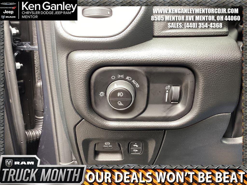 new 2025 Ram 1500 car, priced at $40,141