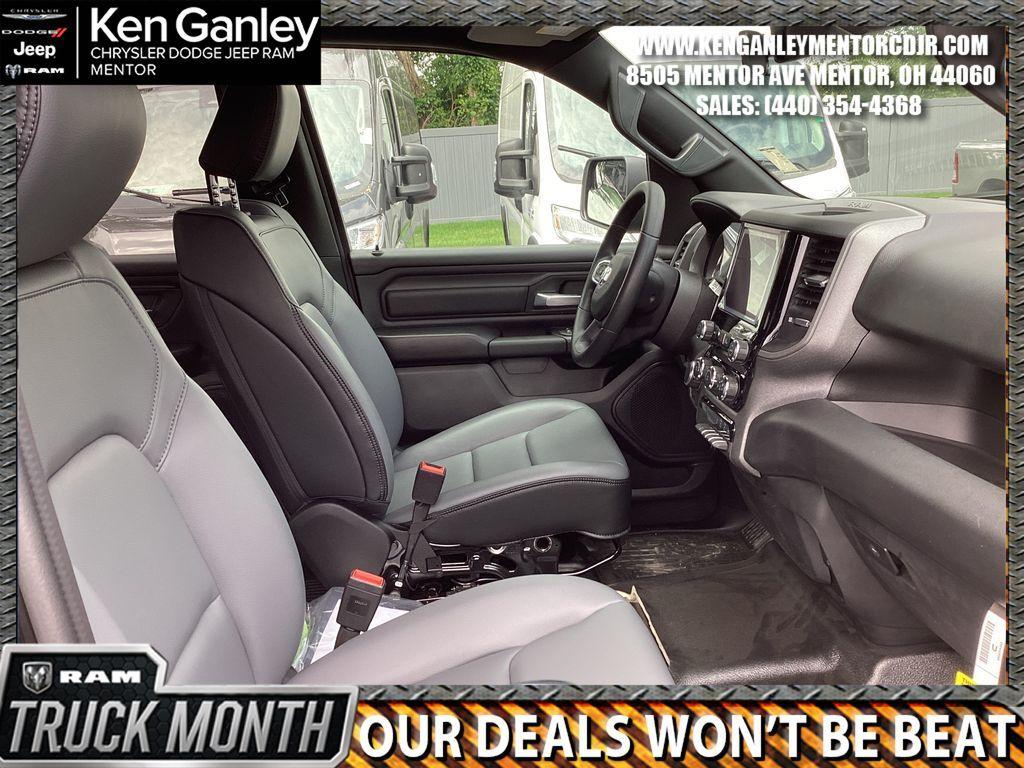 new 2025 Ram 1500 car, priced at $36,656