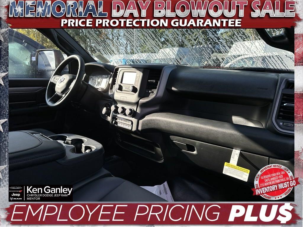 new 2024 Ram 3500 car, priced at $48,846