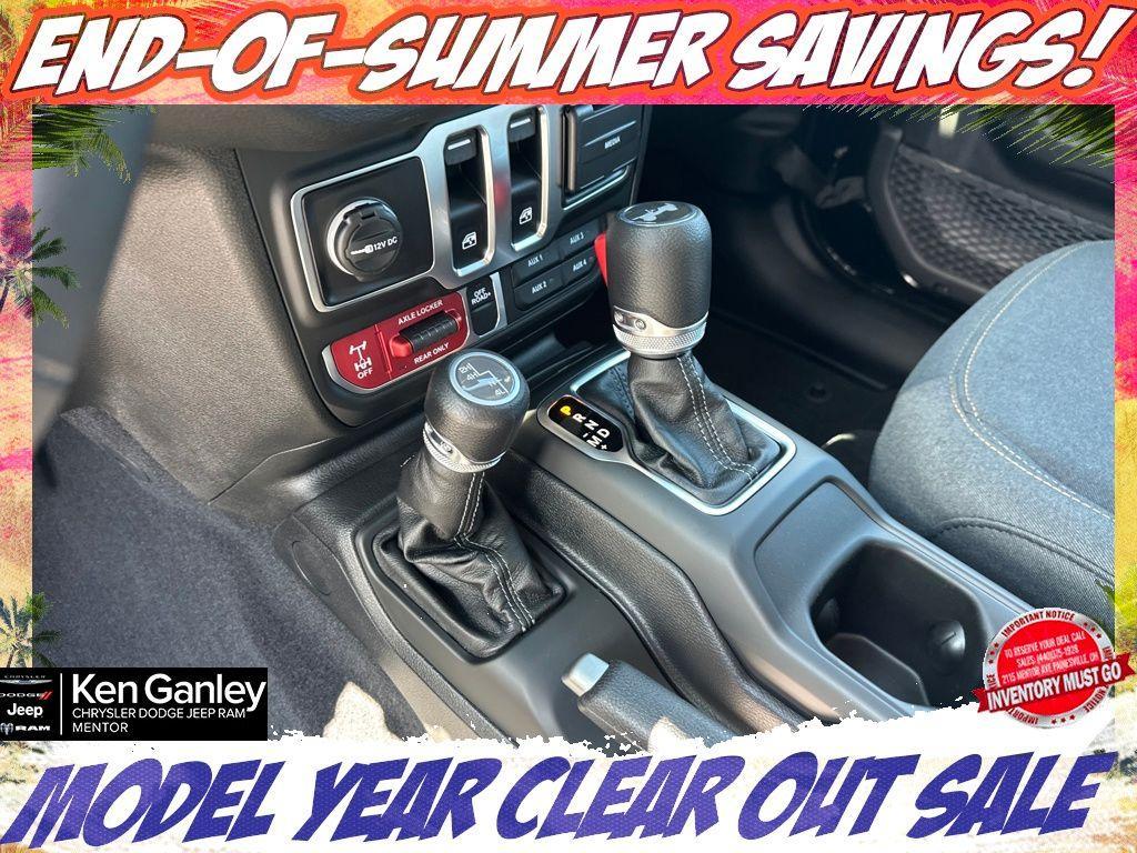 new 2025 Jeep Wrangler car, priced at $44,785
