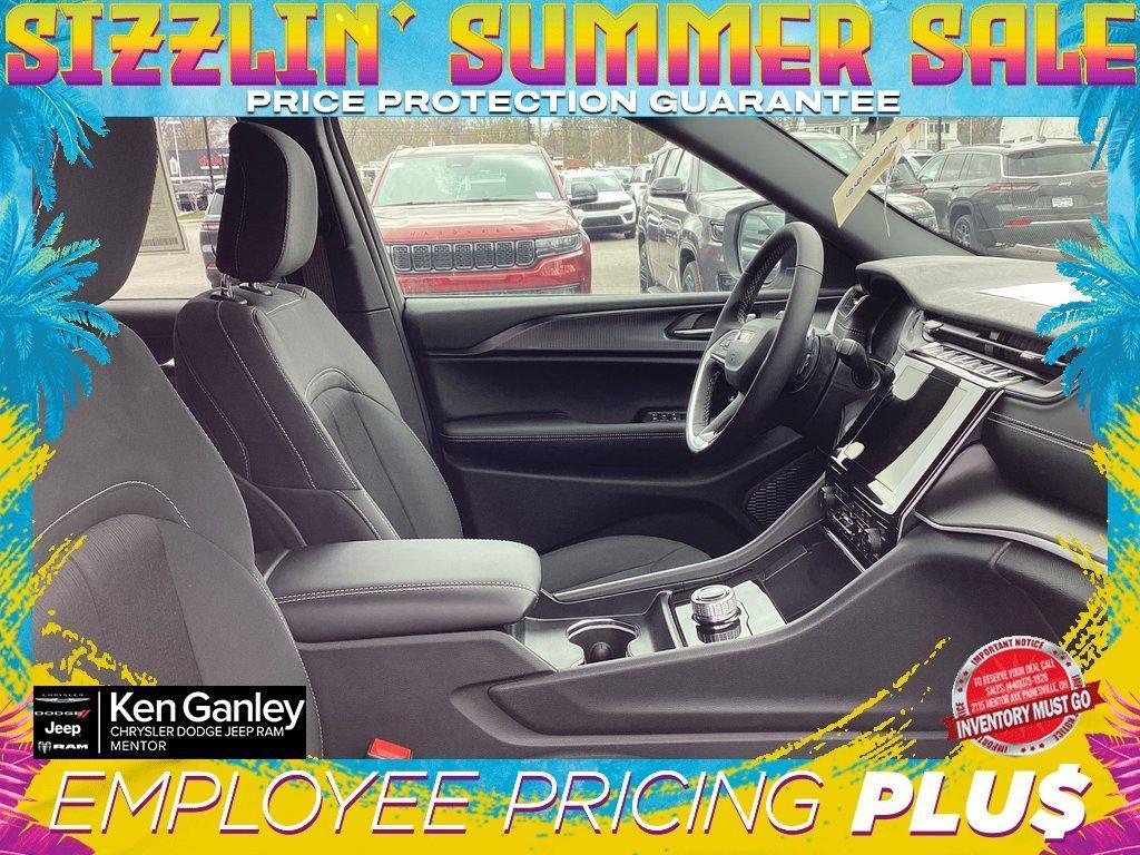 new 2025 Jeep Grand Cherokee L car, priced at $40,130