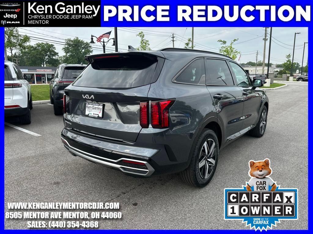 used 2023 Kia Sorento car, priced at $31,500