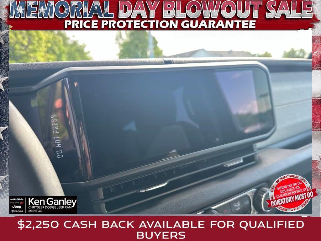 new 2024 Jeep Wrangler car, priced at $43,779