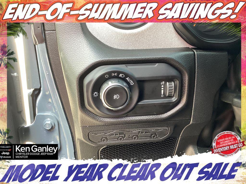 new 2025 Jeep Wrangler car, priced at $45,995