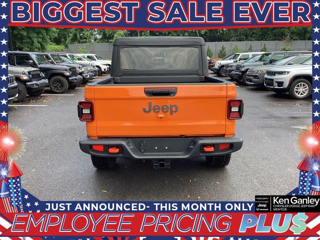 new 2025 Jeep Gladiator car, priced at $48,130