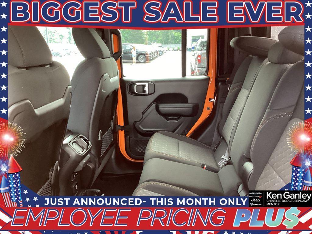 new 2025 Jeep Gladiator car, priced at $48,130