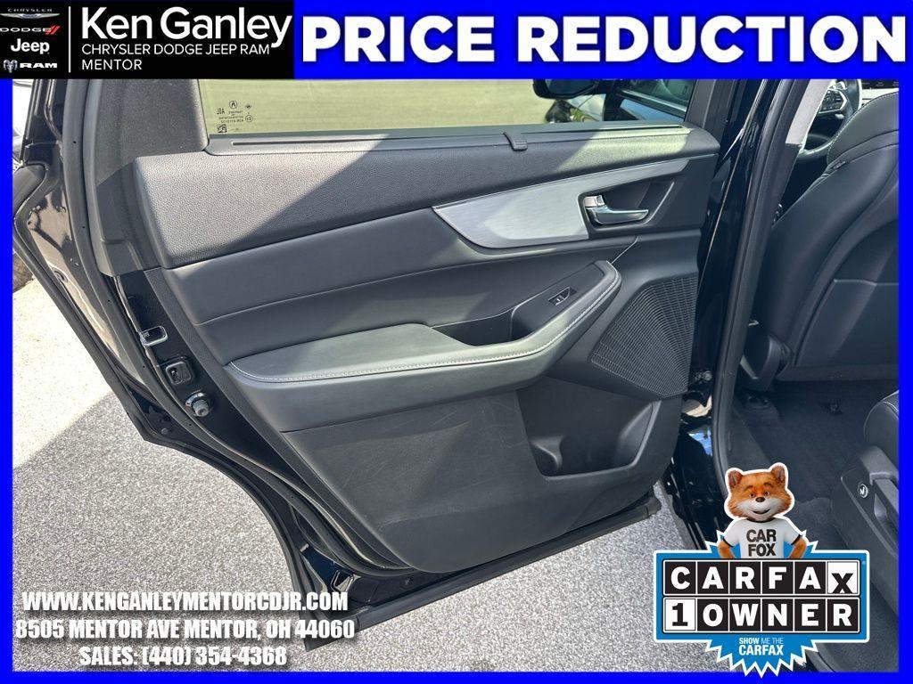 used 2023 Acura MDX car, priced at $38,800