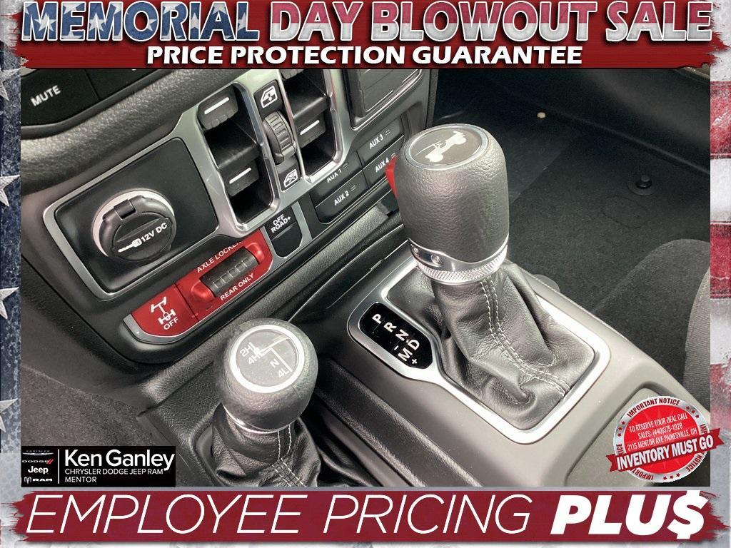 new 2025 Jeep Wrangler car, priced at $59,080
