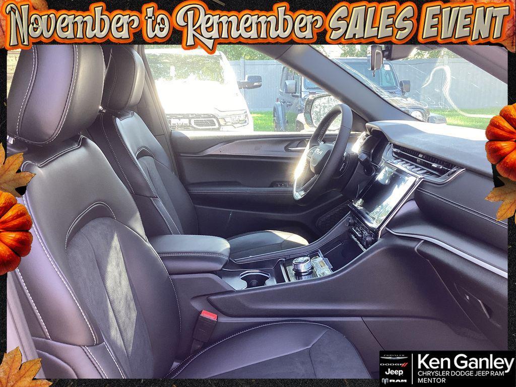 new 2025 Jeep Grand Cherokee L car, priced at $44,082