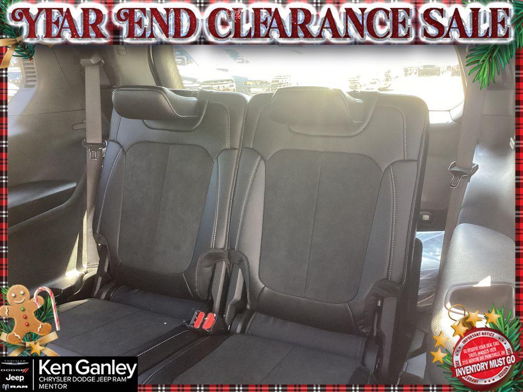 new 2025 Jeep Grand Cherokee L car, priced at $39,582