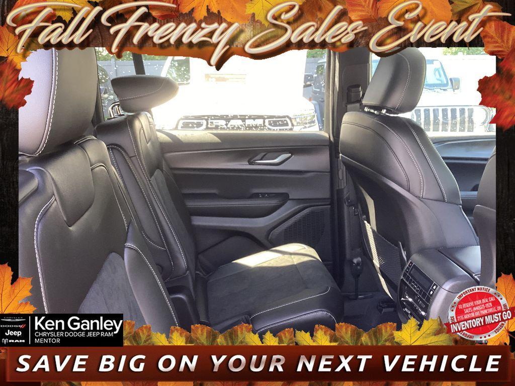 new 2025 Jeep Grand Cherokee L car, priced at $41,557