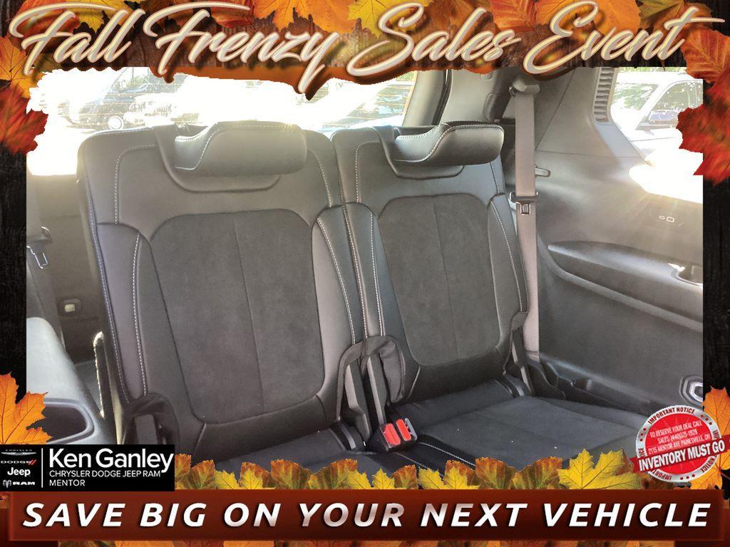 new 2025 Jeep Grand Cherokee L car, priced at $41,557