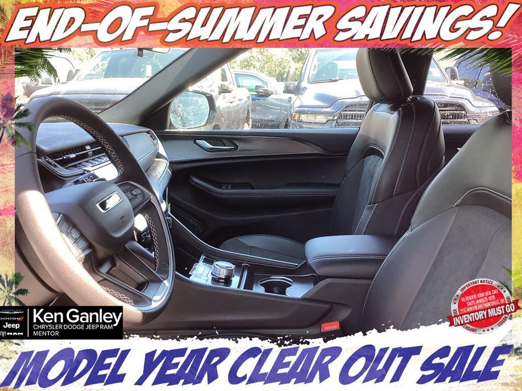 new 2025 Jeep Grand Cherokee L car, priced at $41,557