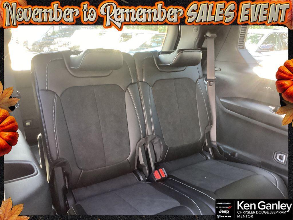 new 2025 Jeep Grand Cherokee L car, priced at $44,082