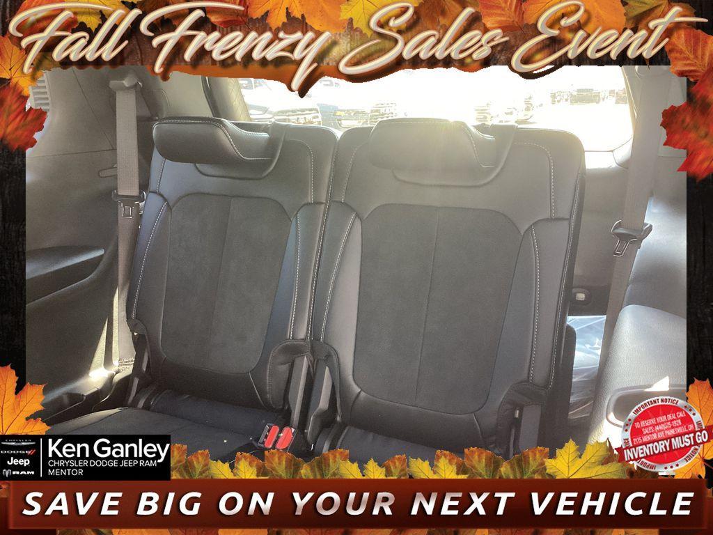 new 2025 Jeep Grand Cherokee L car, priced at $41,557
