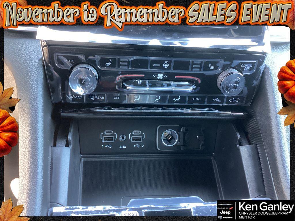 new 2025 Jeep Grand Cherokee L car, priced at $44,082