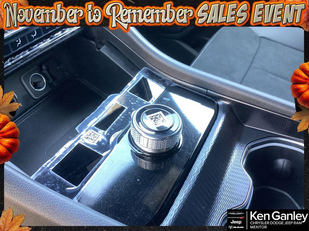 new 2025 Jeep Grand Cherokee L car, priced at $44,082