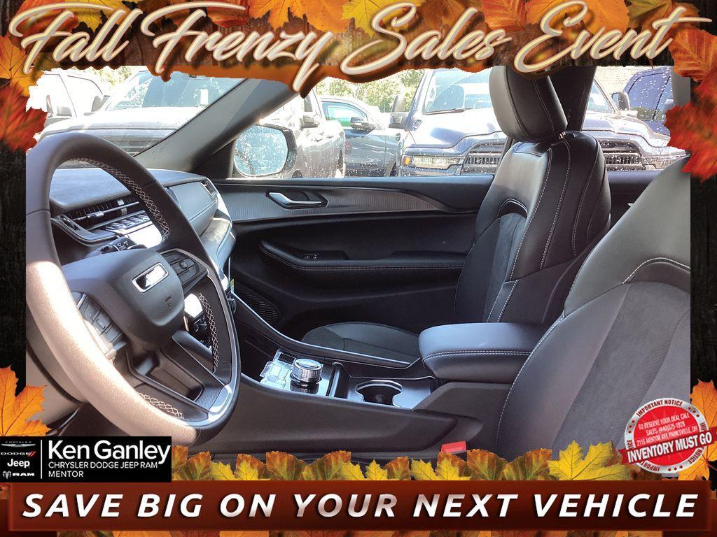 new 2025 Jeep Grand Cherokee L car, priced at $41,557