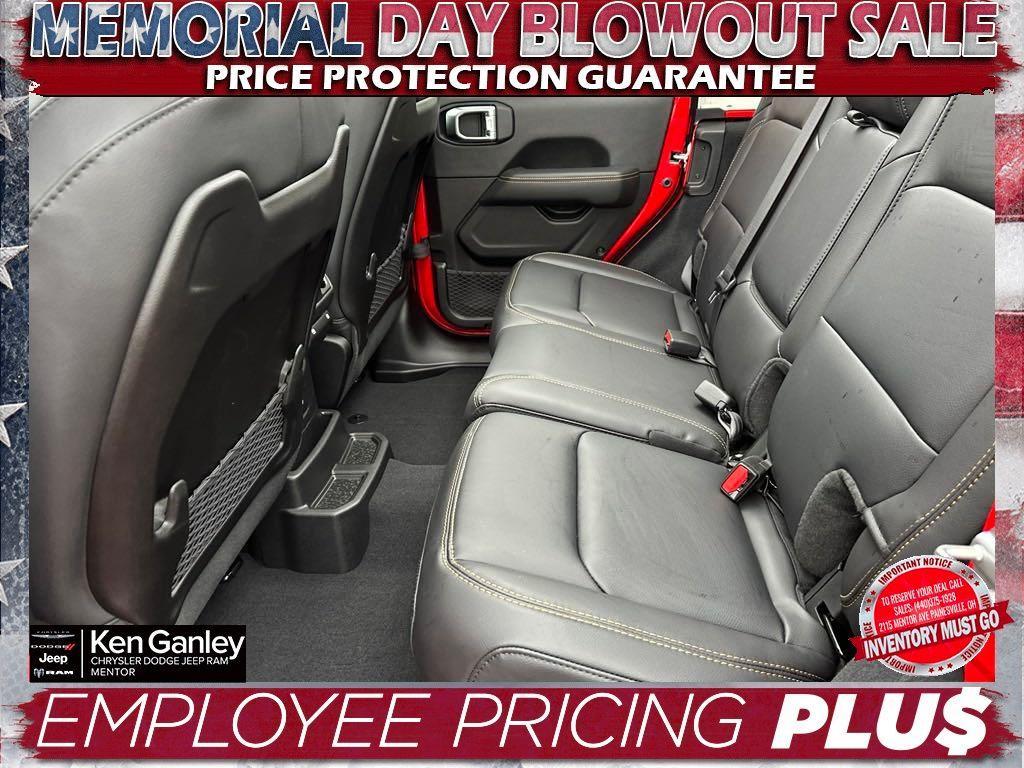 new 2025 Jeep Wrangler car, priced at $49,997
